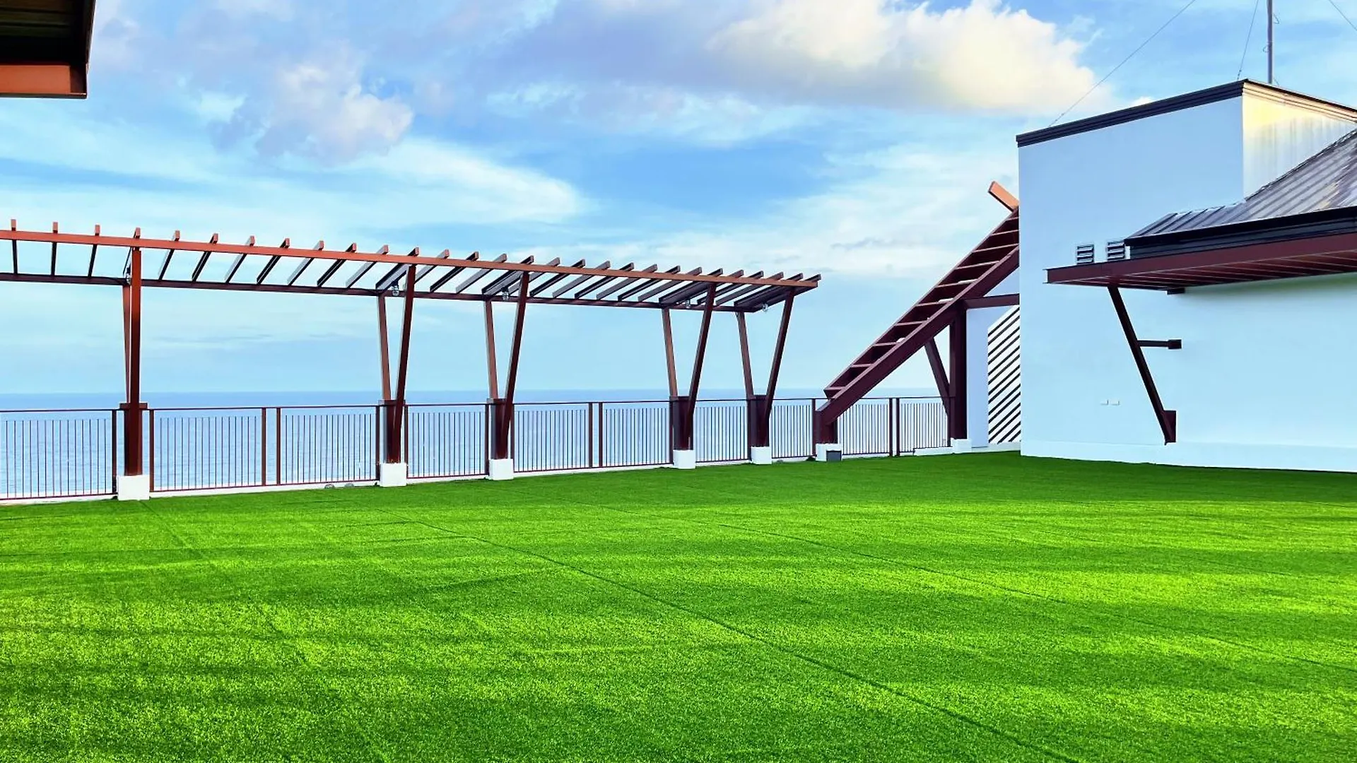 Panglao Luxury Sea View Condo, Pool, Cafe - Suite 918 Dauis Apartment