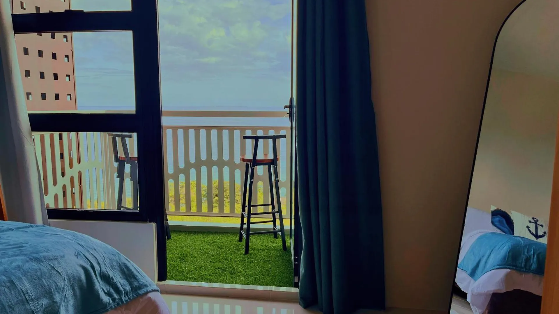 Panglao Luxury Sea View Condo, Pool, Cafe - Suite 918 Dauis
