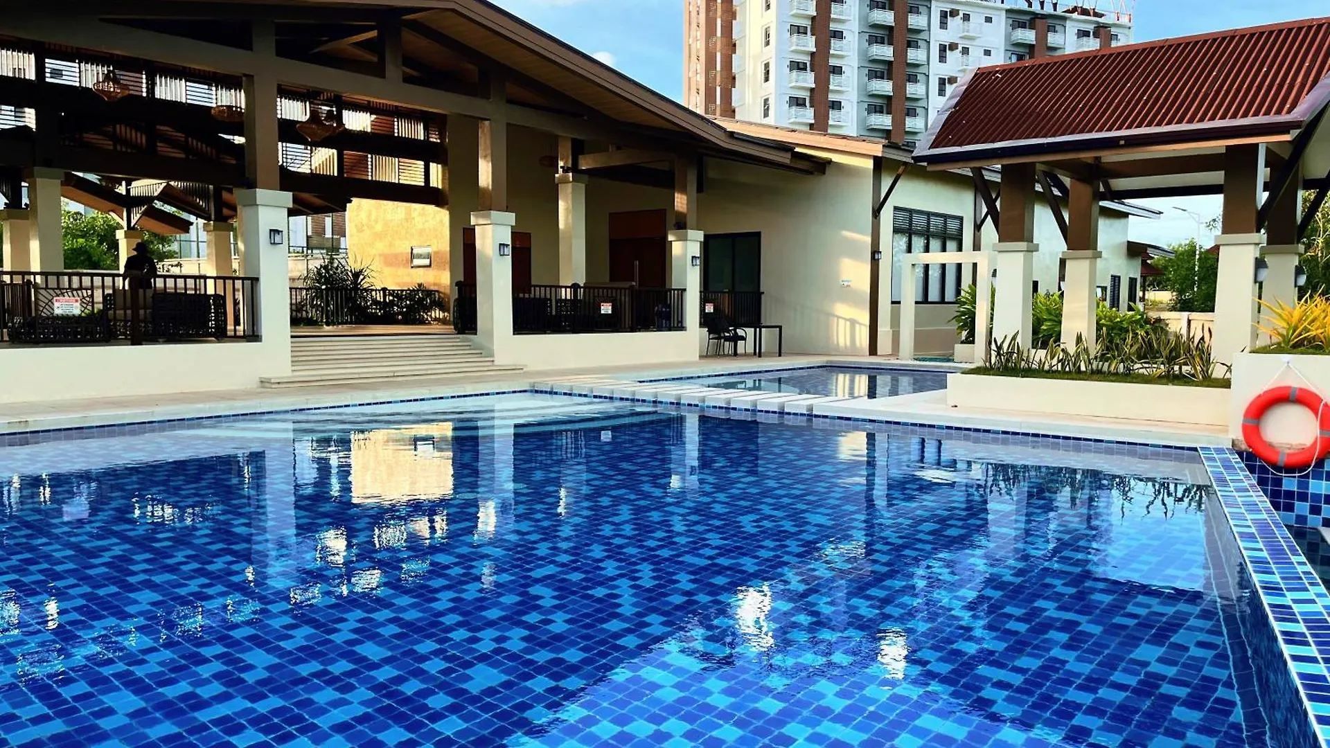 Panglao Luxury Sea View Condo, Pool, Cafe - Suite 918 Dauis