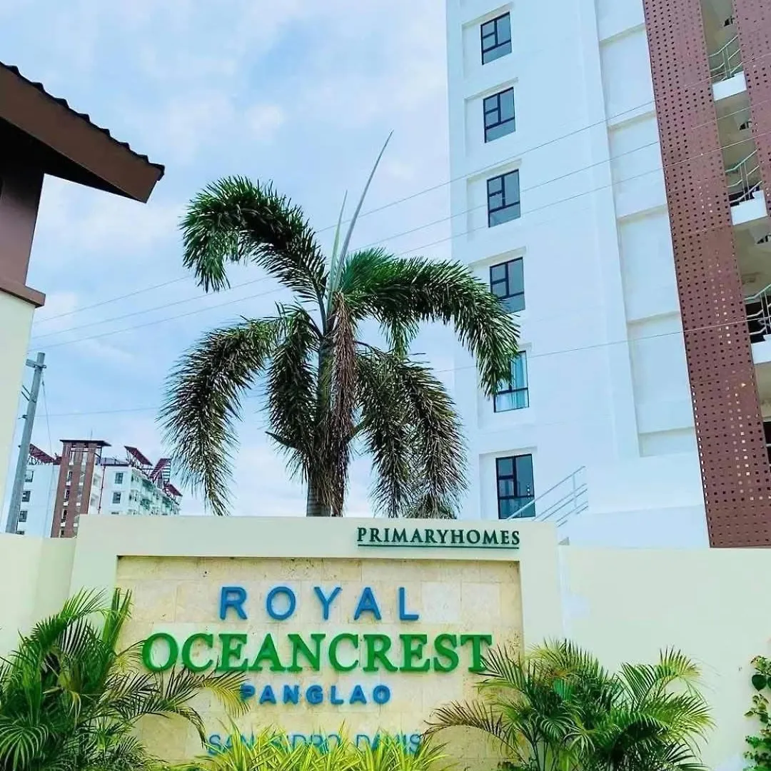 Panglao Luxury Sea View Condo, Pool, Cafe - Suite 918 Dauis Apartment