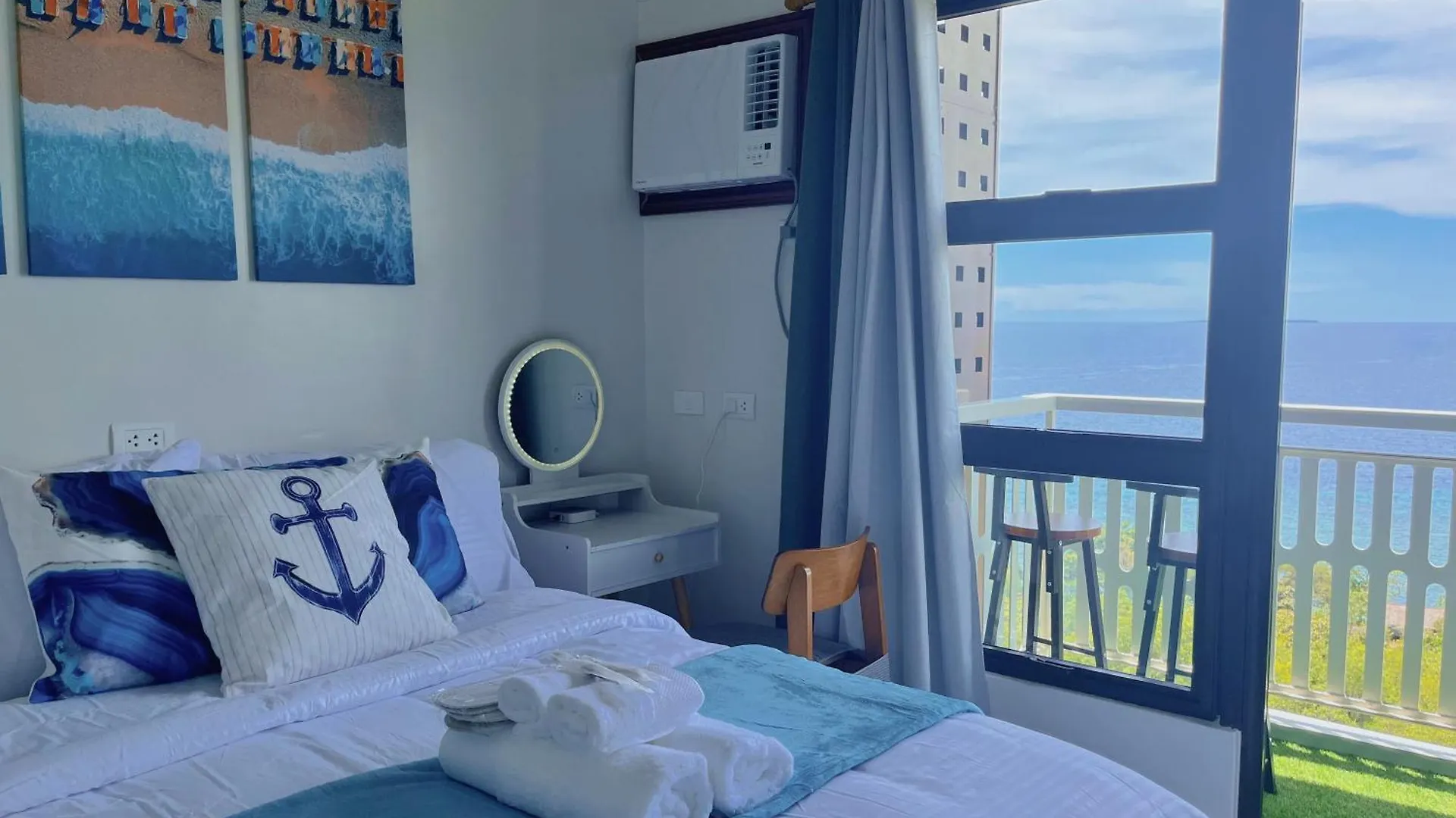Panglao Luxury Sea View Condo, Pool, Cafe - Suite 918 Dauis Philippines