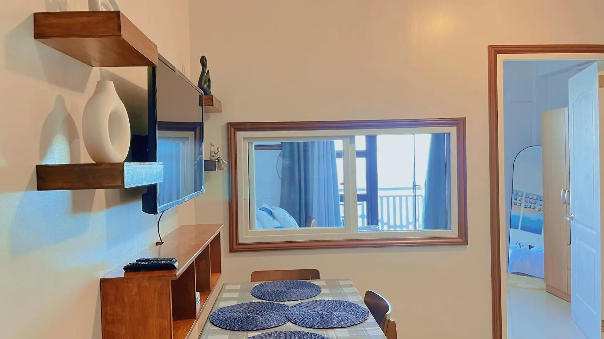 Apartment Panglao Luxury Sea View Condo, Pool, Cafe - Suite 918 Dauis